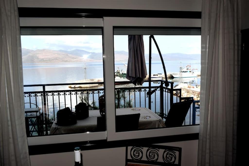 Ocean Vista Retreat Vila Skala Polichnitou Exterior foto